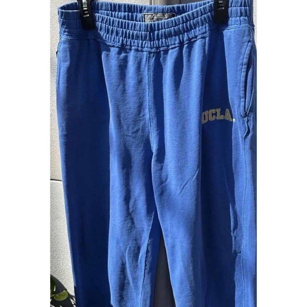 Vintage Collesium Athletics UCLA Men’s Size Large Blue Sweat Pants Activewear
